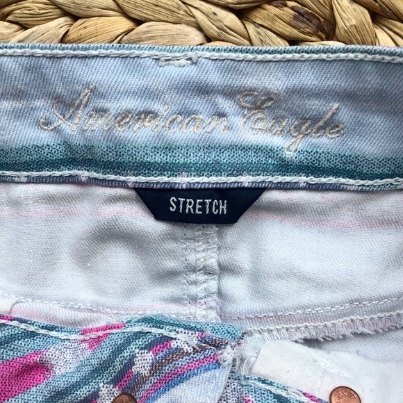 AMERICAN EAGLE STRETCH TRIBAL SHORTS - 2 - Picture 5 of 8